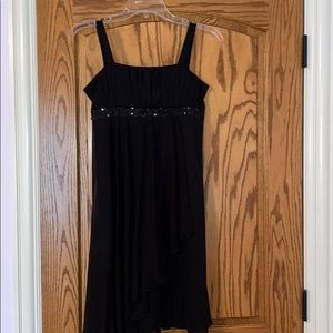 Juniors Black flowy dress with beaded band